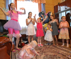 Детский праздник в поселке Слобода сентябрь 2015